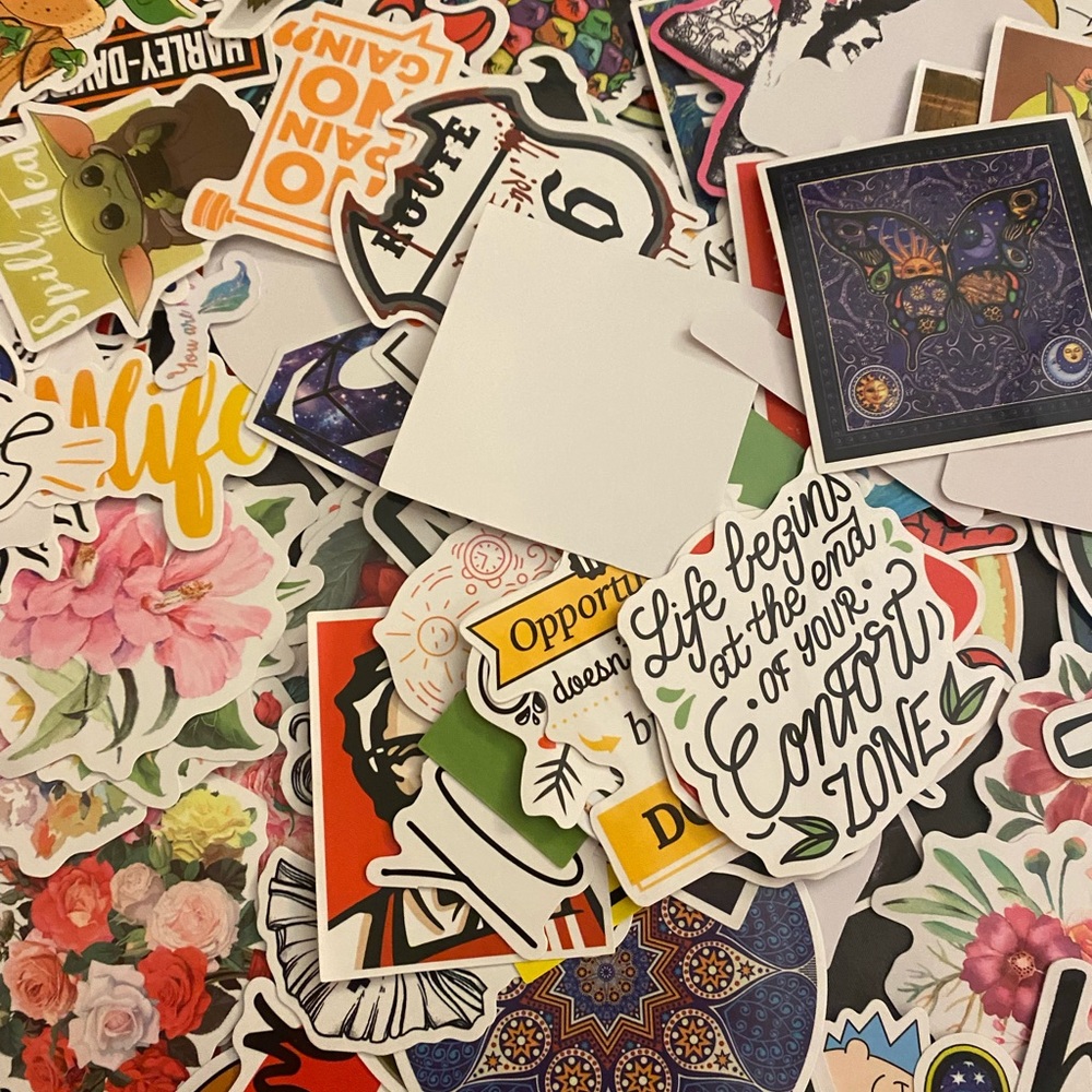 Assorted vinyl stickers 20in a pack